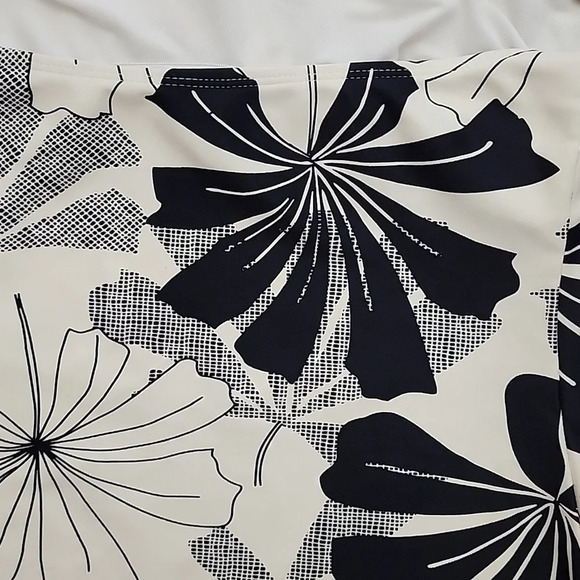 Skye 2 Piece Women Bikini Halter Tankini Swimsuit Black Cream Floral Print  Sz L - Picture 8 of 16